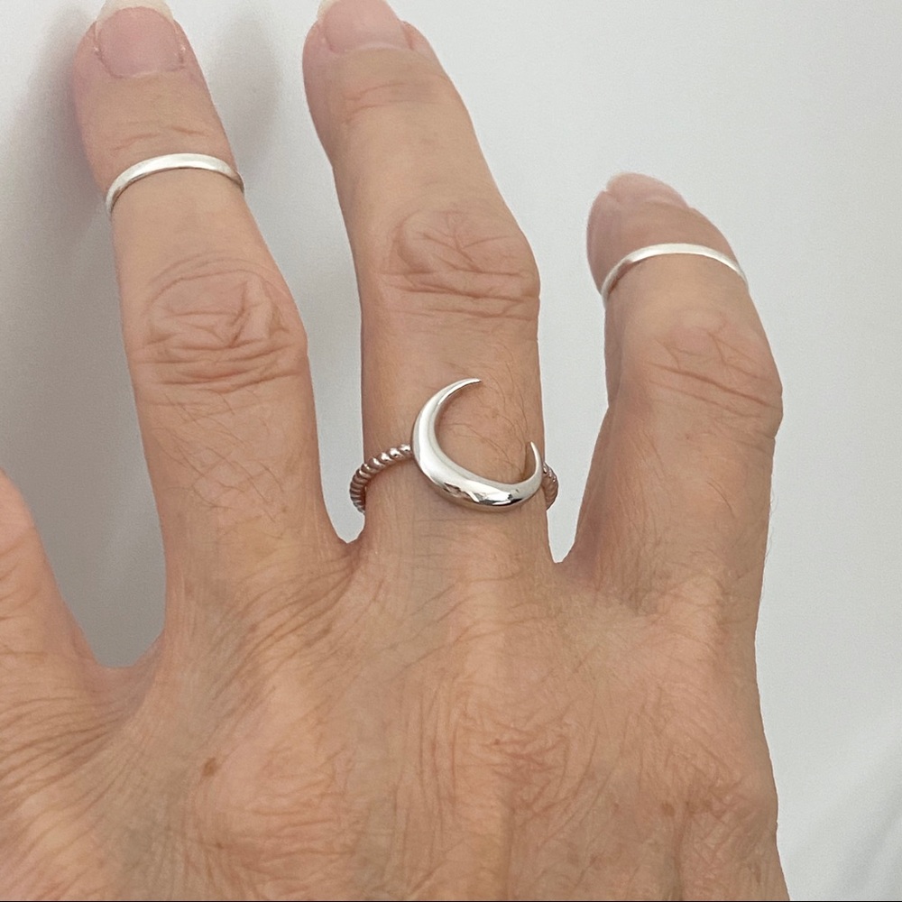 🌙TOP SELLER🌙 Sterling Silver Crescent Moon Ring - Picture 15 of 15